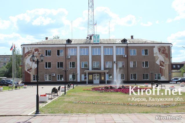 В Кирове началась борьба с самовольно установленными некапитальными строениями
