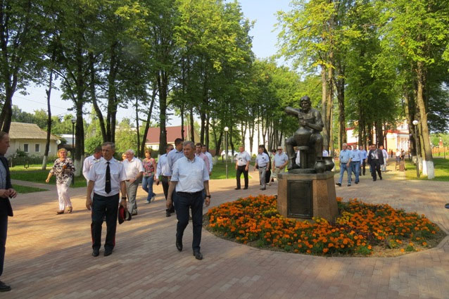 Кировский район поделился опытом благоустройства в рамках реализации приоритетного проекта «Формирование комфортной городской среды»