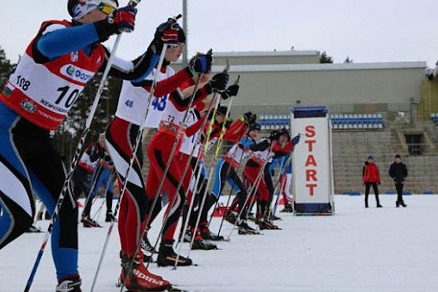 Лыжники МКУ "СШОР "Лидер проводят предсезонную подготовку к предстоящему зимнему сезону.