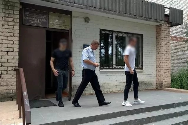 Оперативники ФСБ в калужском Кирове выявили коррупционера в погонах