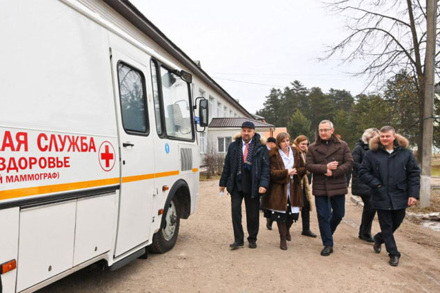 Владислав Шапша заявил о необходимости ремонта дорог на территории больницы в Кирове