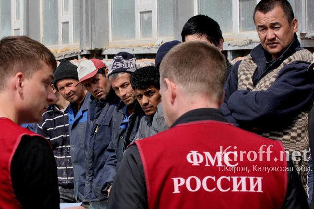 Закон о запрете на въезд в РФ для нарушителей миграционного законодательства вступил в силу