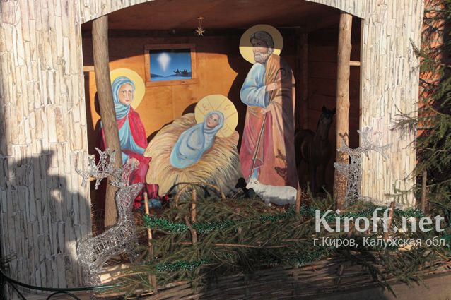 У Невского собора открылся рождественский вертеп