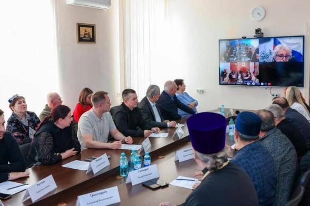ЛНР и Калужская область обсудили меры по укреплению межнационального единства.